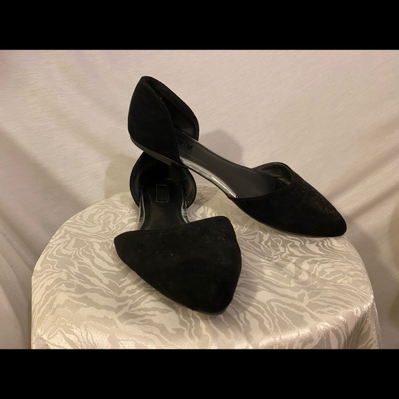 Forever 21 Black Flats - Picture 3 of 7